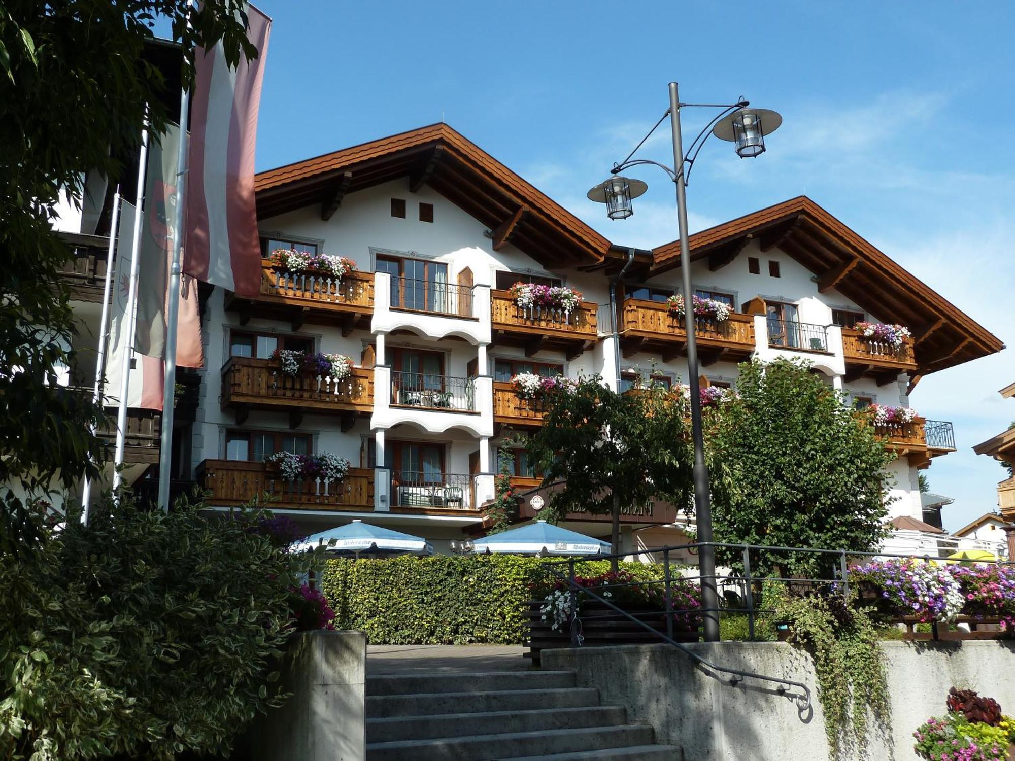 Hotel Feldwebel เซิลล์ ภายนอก รูปภาพ