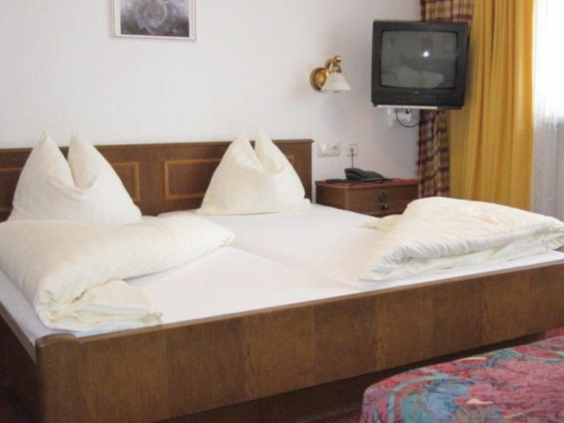 Hotel Feldwebel เซิลล์ ภายนอก รูปภาพ